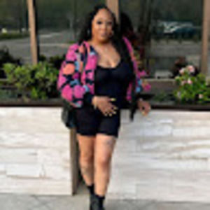 Meet your Posher, Toni